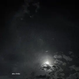 Hanya rindu bulan😞