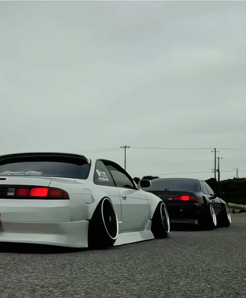 kalo di konoha auto nyangkut 🤣 📹@CarEnd (douyin) #jdm #jdmcars #nissan #silvia 