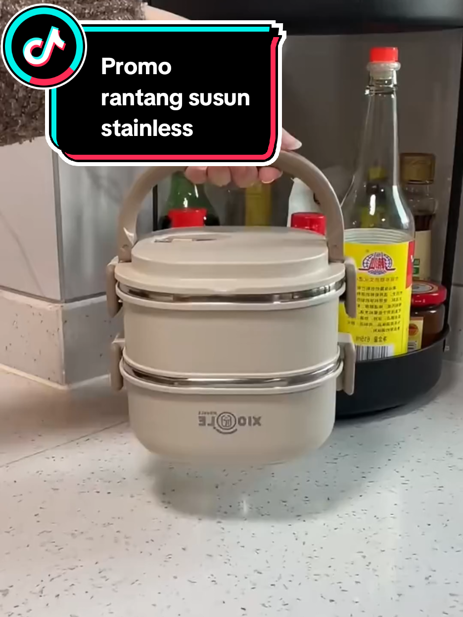 jadi gak ribet lagi bawa bekal makanan kalau bunda mau piknik ataupun liburan😍 #rantang #rantangsusun #rantangsuaunstainless #peralatandapur #peralatanrumahtangga #ramadhanextraseru #mendadaktajir #tiktokshopindonesia 