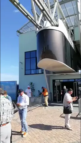 2025 cty chia phần thưởng (cổ tức), bạn có bao nhiêu cổ phần công nghệ uST rồi?  Siêu phẩm #Unibus U4-220-T2 có sức chứa 12 --> 48 chỗ ngồi tốc độ 150km/h chạy trong đô thị. #phamsen_dtcpdn #taichinh #dautu #foryou  #cophandoanhnghiep  #Unitsky_String_Technologies #Inc.