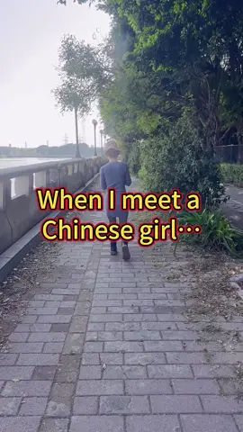Translation pen#translationpen #translator #chinese #mandarin #chinesebook #learnchinese #learnmandarin #chineseteacher #chineseteachergene #fyp #foryoupagе 