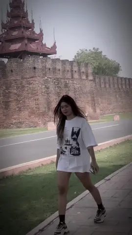 မျက် ဝန်း များ နဲ့ သူ ရယ် ကိုယ် ဆုံ တွေ့ တဲ့ ခဏ🩵#foryou #foryoupage #မြင်ပါများပီးချစ်ကျွမ်းဝင်အောင်လို့🤒🖤 #fyyyyyyyyyyyyyyyy #fypシ゚viral 