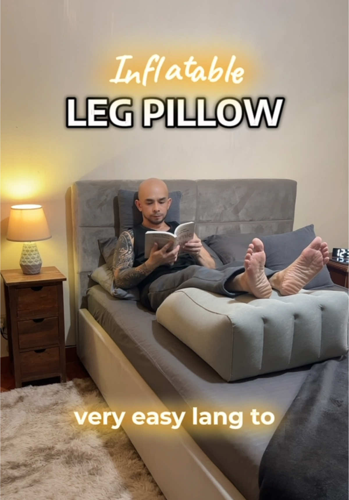 INFLATABLE LEG PILLOW - helps to promote blood circulations, relieving pain, treating arthritis, prevent varicose veins, lumbar spine relaxation and can also use as back pillow. #legpillow #lumbarspine #preventvaricoseveins #inflatablelegelevationpillow #leg #relaxing #finds #fypシ゚ #affiliatetiktok #foryoupage #affiliatemarketing 