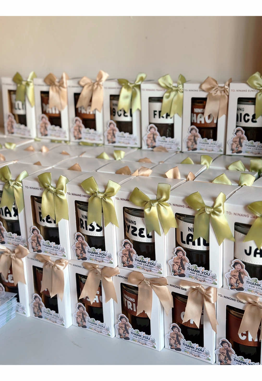 Ready to ship these 100+ glass cups souvenirs! 🤎💚 #artnijustudio 