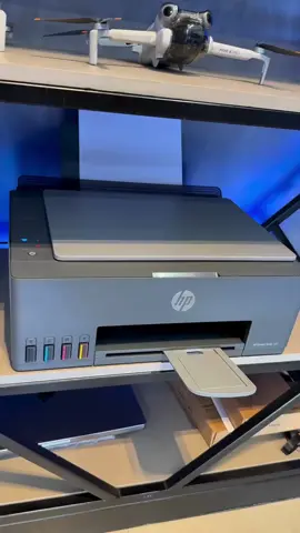 Descubra cada detalhe da incrível impressora HP! Qualidade, eficiência e tecnologia para o seu dia a dia. E na Smart Eletron, você encontra esse e muitos outros modelos perfeitos para suas necessidades. Venha conferir! 🚀🔵 #HP #SmartEletron #impressoras 