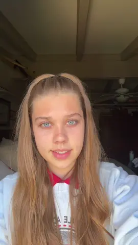 Instagram|| 123hamburg.123 schickt mir gerne Inspo Bilder 😭😭 #prom #exchangestudent #auslandsjahr #austauschschüler #exchangeyear #fyp #hairstyle #hair #haare #haarstyling #goviral #new #neu 