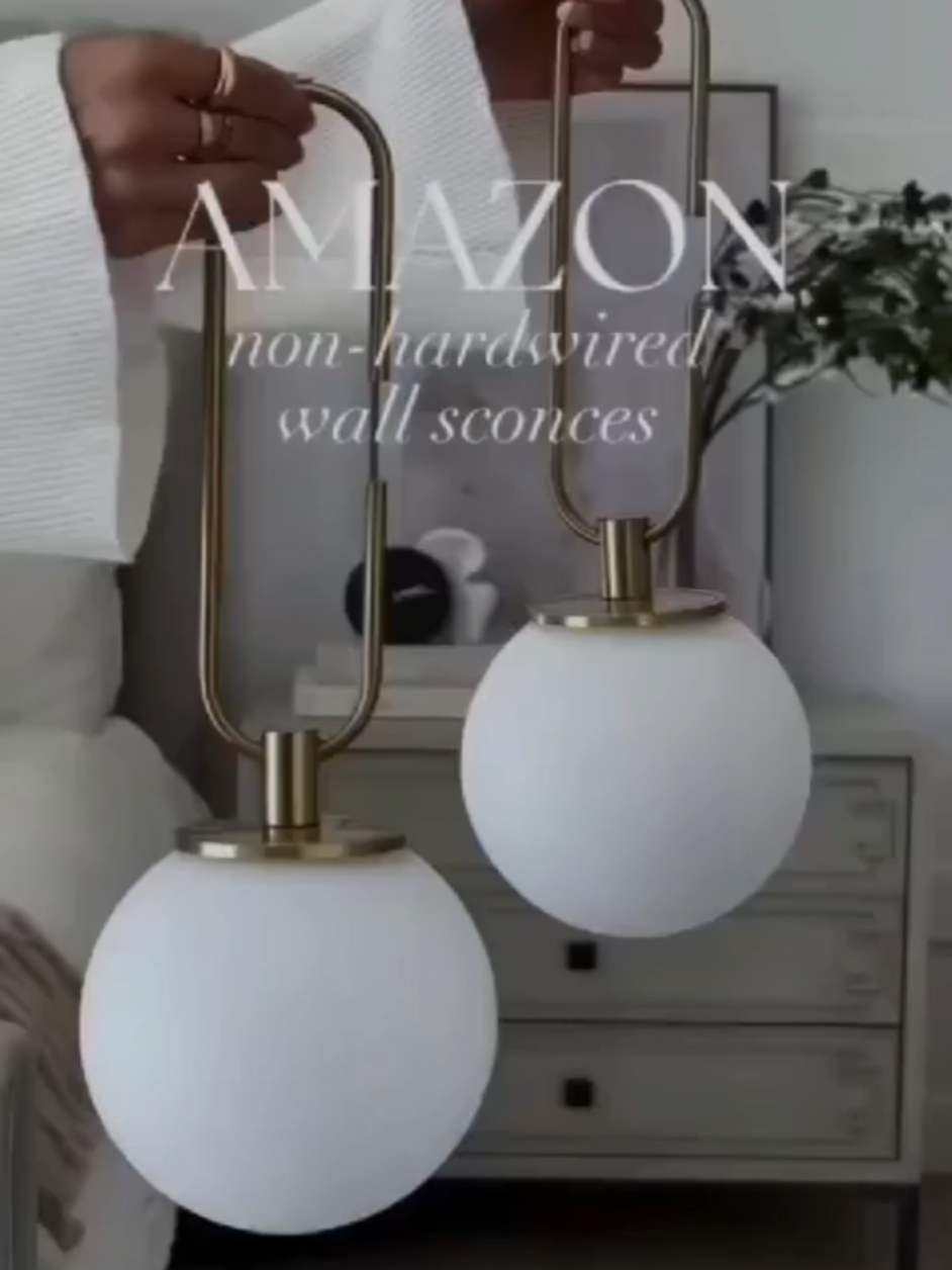 Wall Sconce with multi-colored LED lights – perfect for your bedroom!Changes colors with remote control or app.Modern & minimalist effect for any space Easy assembly – no need for # complicated installations Energy efficient – ​​low consumption for long lighting#amazonfinds #amazonhome #amazonhomedecor #amazondecorfinds 