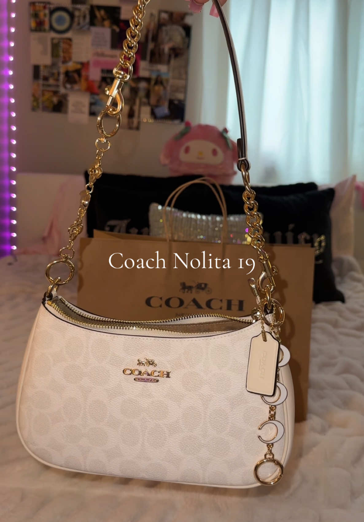 Coach nolita 19 🤍🎀 @Coach #purse #coach #coachbags #coachpurse #coachnolita19 #nolita19 #whitecoachbag #girly #fyp 