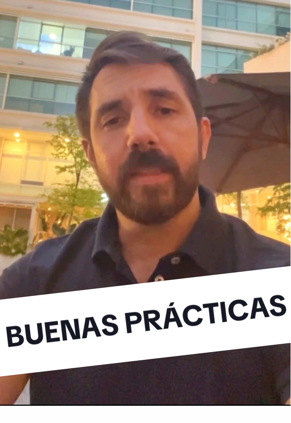 Las buenas prácticas deben ser parte de las acciones y decisiones de TODOS quienes están en política y en función pública. Dejemos de justificar conductas incorrectas vengan de quien vengan. Midamos a TODOS con la misma vara. #Ecuador #Politica #FuncionPublica #BuenasPracticas