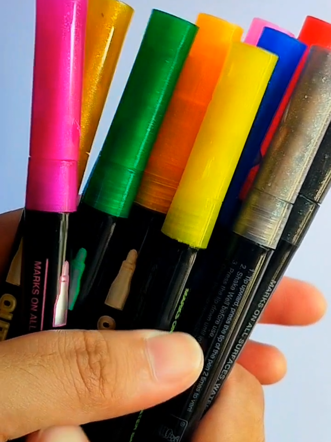 Add precision and style to your artwork with the double line outline marker—perfect for bold, eye-catching designs! @wonderfulhomeshop #markers #outlinemarkers 