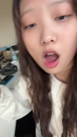 Are you ?   #collegestudent #studentmemes #studywithme 