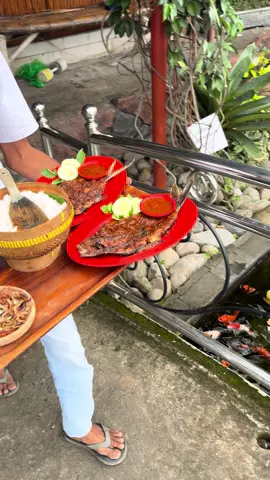 😁 #lesehancakqrun #kulinermojokerto #ikanbakar #pacetmojokerto 