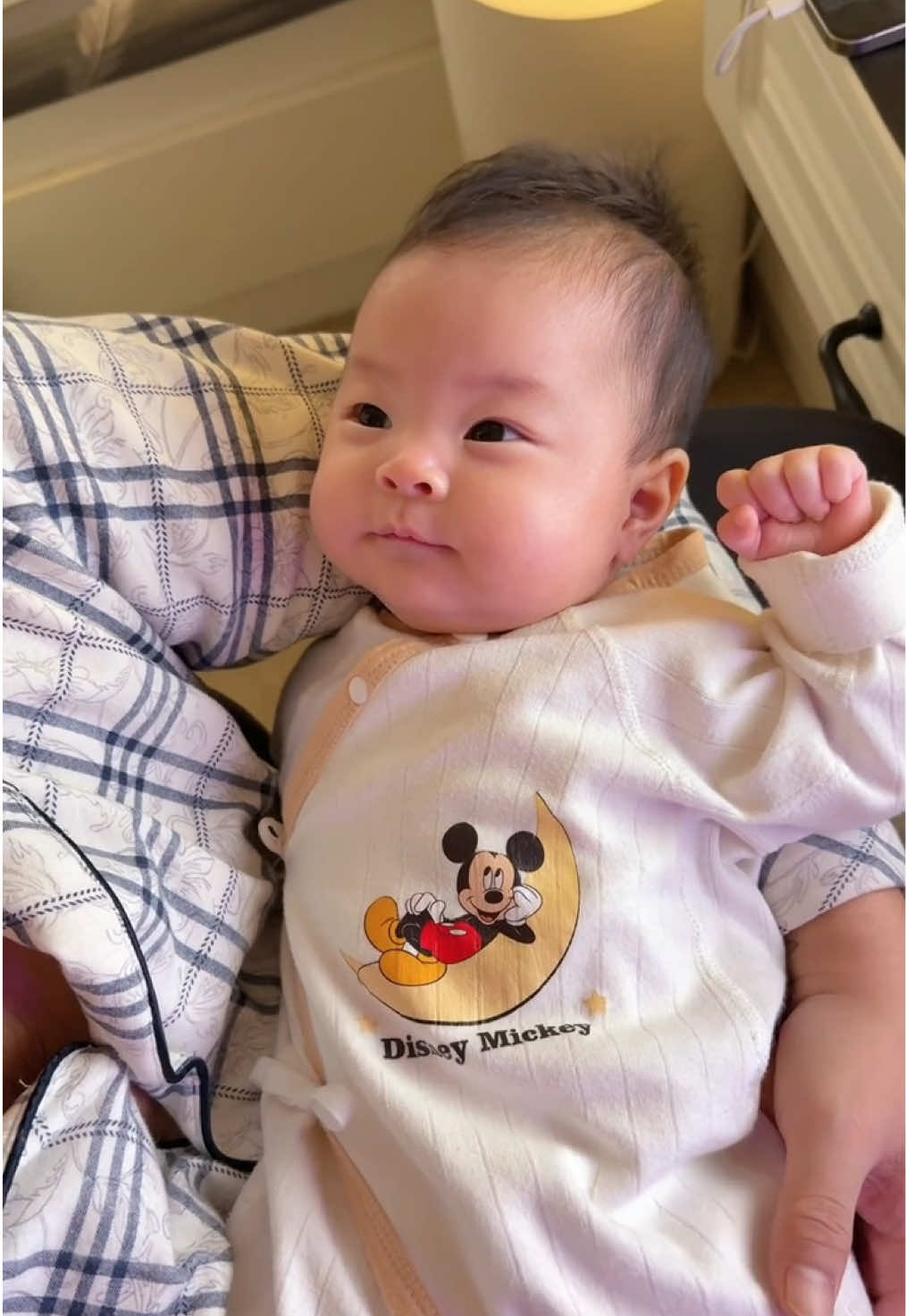 Tui thương bà già tui lắm mấy bạn ạ🫶🏻🫶🏻🫶🏻 #embe #embedangyeu #baby #babylove #dethuong #cutebaby #cute #mebimsua #mebim #conyeu #embedethuong #cuccung #xuhuong #trending #emberong🐉 