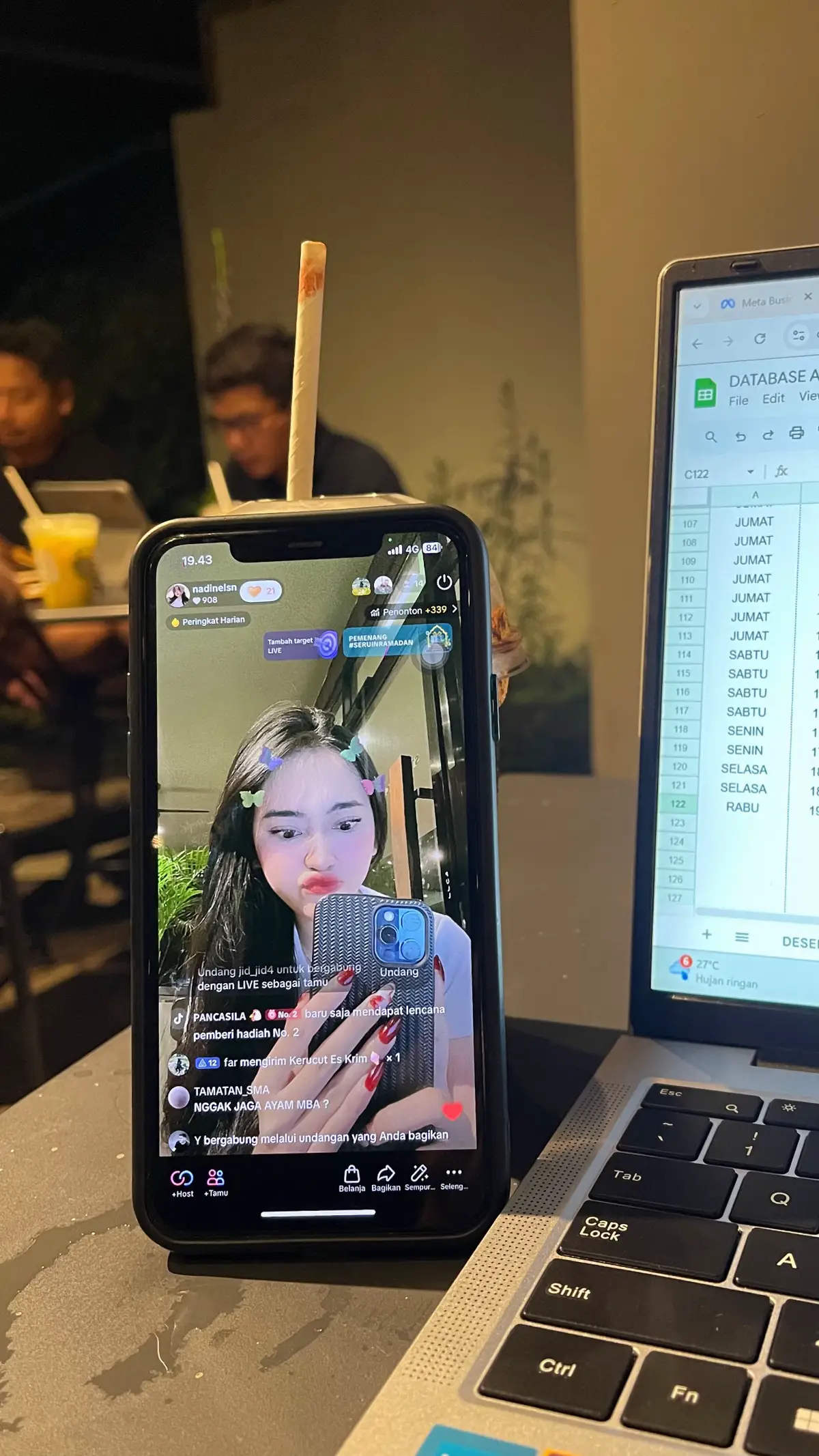 Kehidupunk sesuai sound 😛🤙🏻