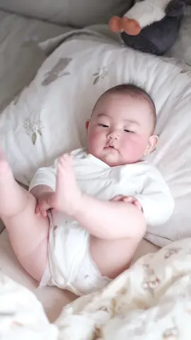 Giãn cơ cùng em nào ☺️ #embedangyeu #hoibimsua #embe 