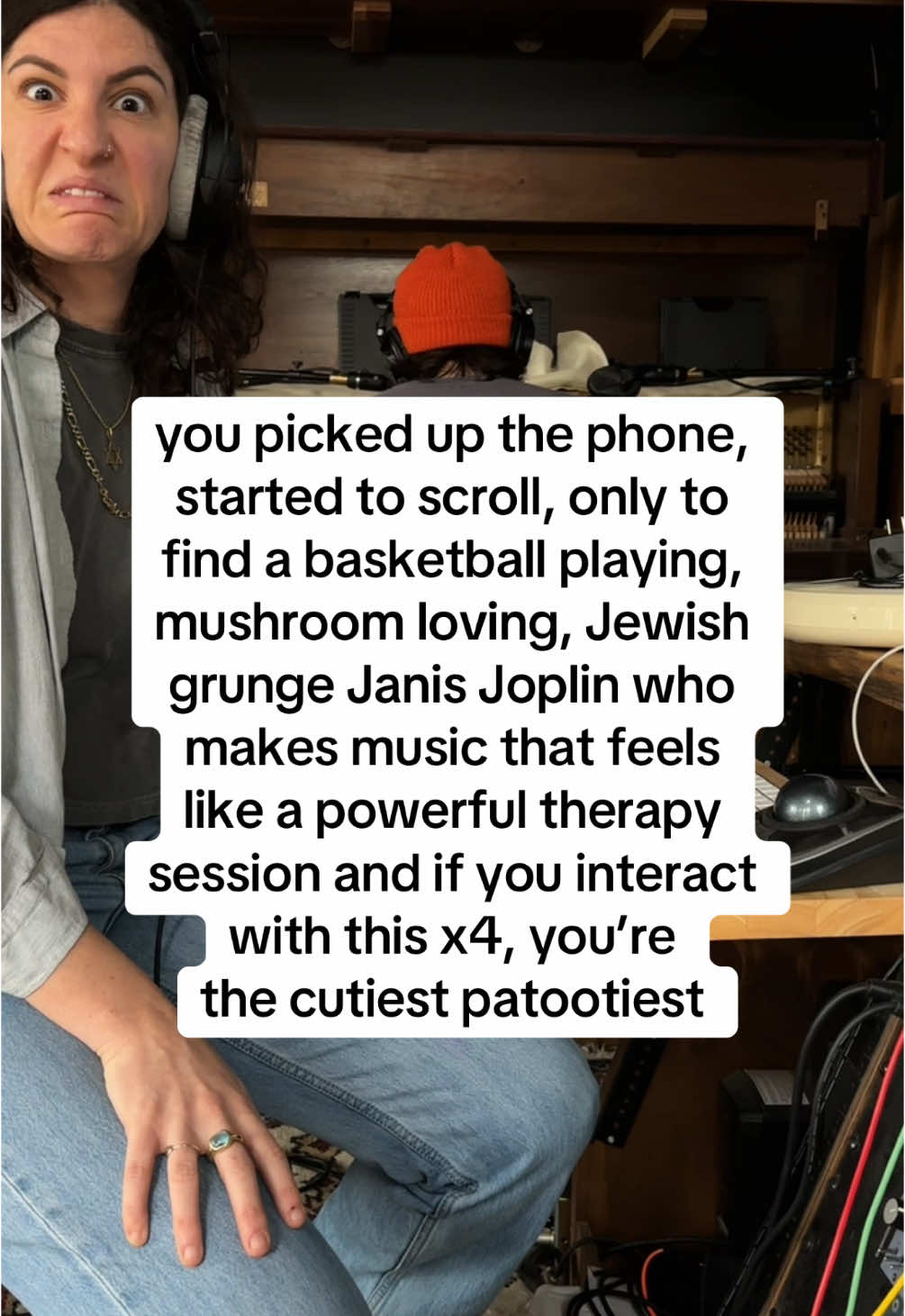 Thank you for listening! This is “Just F*ckng Let Me Love You” and I hope it makes you FEEL 🫂🩷 #singersongwritersoftiktok #originalmusictiktok #fyp 