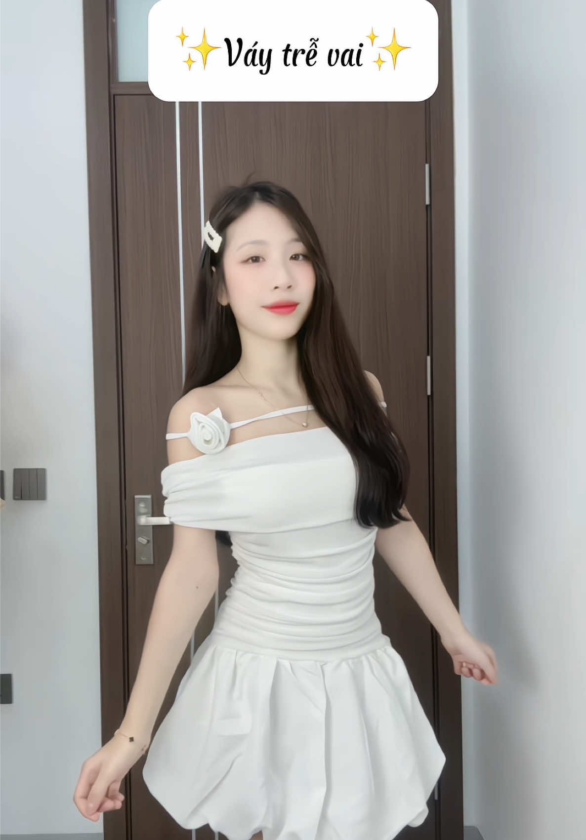 Mua lẹ đi mấy bà sắp hết hàng rùi #linhphuongreview2 #review #vaynu #vaynuxinh #xybca #vayxinhsangchanh #váy #xuhuong #phoidoxinh #shopping #fashiontiktok #vayxinh #váy 