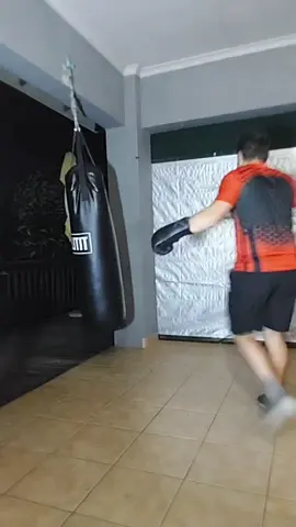 🫡🫡🫡🫡...wait....where is he located.. . . . . .🥊**PERSONAL TRAINER DURBAN KZN KICKBOXING, BOXING, FITNESS, SELF-DEFENCE**🥋 🥊 Kickboxing | Boxing | Fitness Training | Therapy | Self-Defence 🥊 📍 Umhlanga, Durban, KZN Are you ready to take 2025 by the horns? 