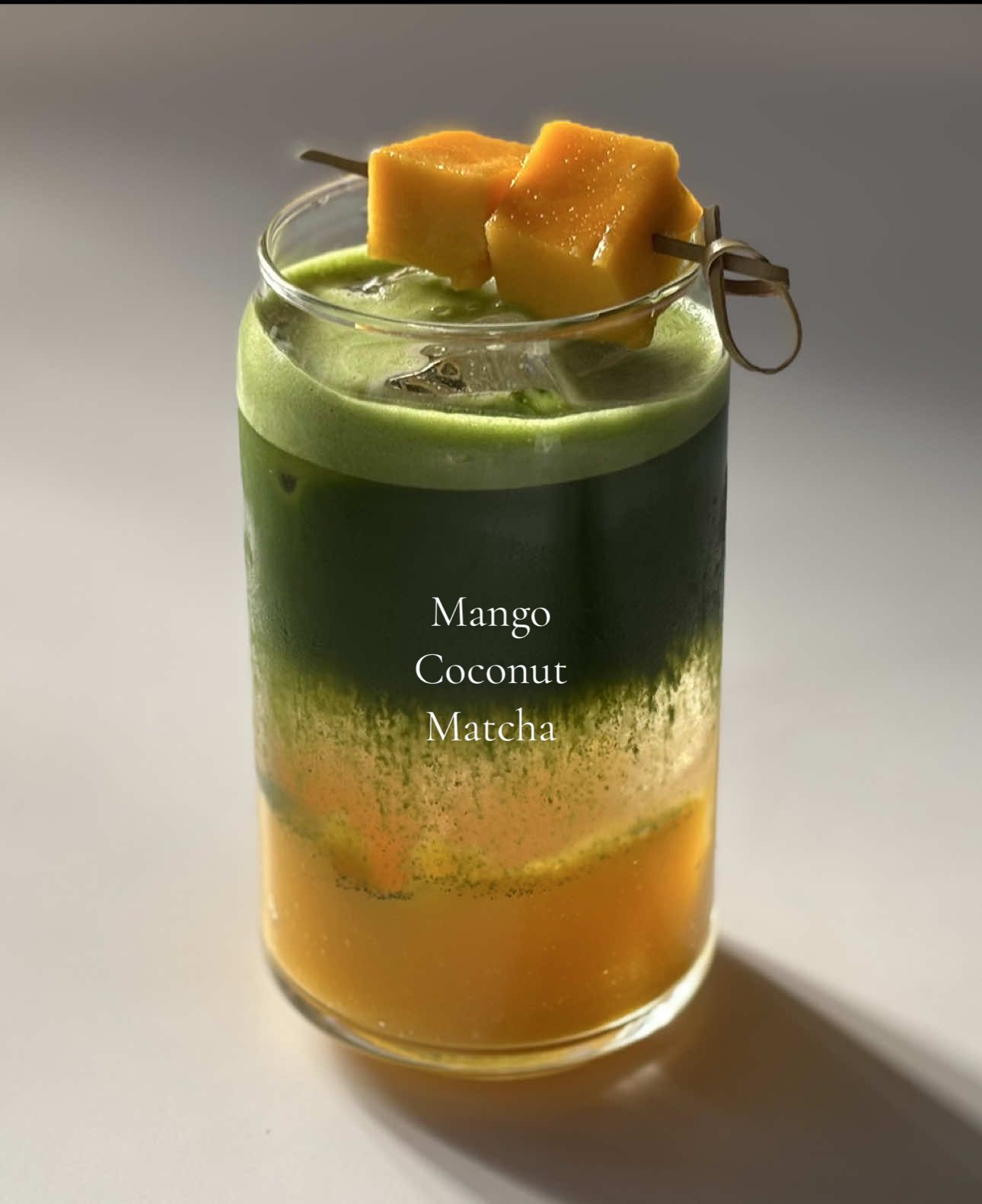 not needing to add sweetener to my mango puree bc PH mangoes are ☝️🙂‍↕️ mango coconut iced matcha 🍵 2g matcha 💧 45ml hot water 🥥 125ml coconut water 🥭 60g mango puree 🍬 sweetener (optional) 🧊 ice cubes #matcha #matcharecipe #mangomatcha #matchadrink #coconutmatcha #matchalover #tiktokph #matchaandmango #drinkideas #fyp 