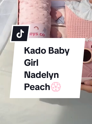🎀 Haleysco - Kado Bayi Perempuan Custom Baby Nadelyne Korean Girl 🎀 Hampers Bayi Newborn Tema Korea | Kado Lahiran Baby Cewe 💖 Hadiah istimewa untuk si kecil, merayakan awal yang baru dengan penuh cinta! 💖 Berikan kado terbaik untuk sahabat atau keluarga tersayang yang baru melahirkan dengan Hampers Baby Girl Korean Theme dari Haleysco! Hadiah ini dikemas dengan penuh perhatian, memberikan kenyamanan dan kehangatan bagi bayi yang baru lahir. ✨ Spesifikasi Produk ✨ 👶 Usia: 0-12 bulan (bisa hingga 18 bulan, tergantung berat badan bayi) 📦 Dimensi Box: 26 x 30 x 7 cm 🎁 Tipe Box: Hard Box dengan pita cantik & Personalized Hangtag 🌸 Isi Hampers: ✔ 1x CARTERS Dotted Blanket (Selimut bayi berbahan lembut dengan tekstur dotted yang dapat merangsang motorik halus bayi) – 90x75 cm ✔ 1x Korean Dress Katun Import (Bahan adem & lembut, insert furing anti gatal, nyaman untuk si kecil!) ✔ 1x Piyama Set Pink Peony (Ukuran 6-12 bulan, Merek: LIBBY/Little Palmerhaus/Kottonvile) ✔ 1x Kacamata Bayi yang super menggemaskan! 😍 ✔ 1x Pasang 3D Baby Socks yang lucu banget! ✔ 🎀 Free Headband (Model sesuai ketersediaan) ✔ 🎁 1x Premium Hardbox dengan pita cantik & customized gift card + hangtag nama baby 💡 Kenapa Pilih Haleysco? ✅ Kado eksklusif dengan desain Korean Style yang elegan & premium ✅ Lengkap dengan berbagai perlengkapan bayi berkualitas tinggi ✅ Free Custom Gift Card untuk menuliskan nama baby & ucapan manis 📢 CATATAN PENTING: 📦 Untuk luar JABODETABEK, wajib membeli bubble wrap ekstra agar lebih aman 💕 📝 Tulis request nama bayi & gift card di kolom pesan saat checkout! 🚚 Keterlambatan & kerusakan akibat ekspedisi bukan tanggung jawab kami 💬 FAQ: 📌 READY STOCK! Kirim instan bisa kapan saja 🚀 📌 Order sebelum jam 12 siang → KIRIM DI HARI YANG SAMA 📌 Free Ongkir untuk order sebelum jam 3 sore (pengiriman di hari yang sama) 📌 Hari Minggu & Tanggal Merah tidak ada pengiriman ✨🎀 Buat momen spesial lebih berkesan dengan Haleysco! 🎀✨ @haleys.co  📌 #HampersBayi #KadoLahiran #KadoNewborn #HadiahBabyGirl #Haleysco #BabyGiftSet #NewbornGift #KadoUnikBayi #HampersKoreanStyle 