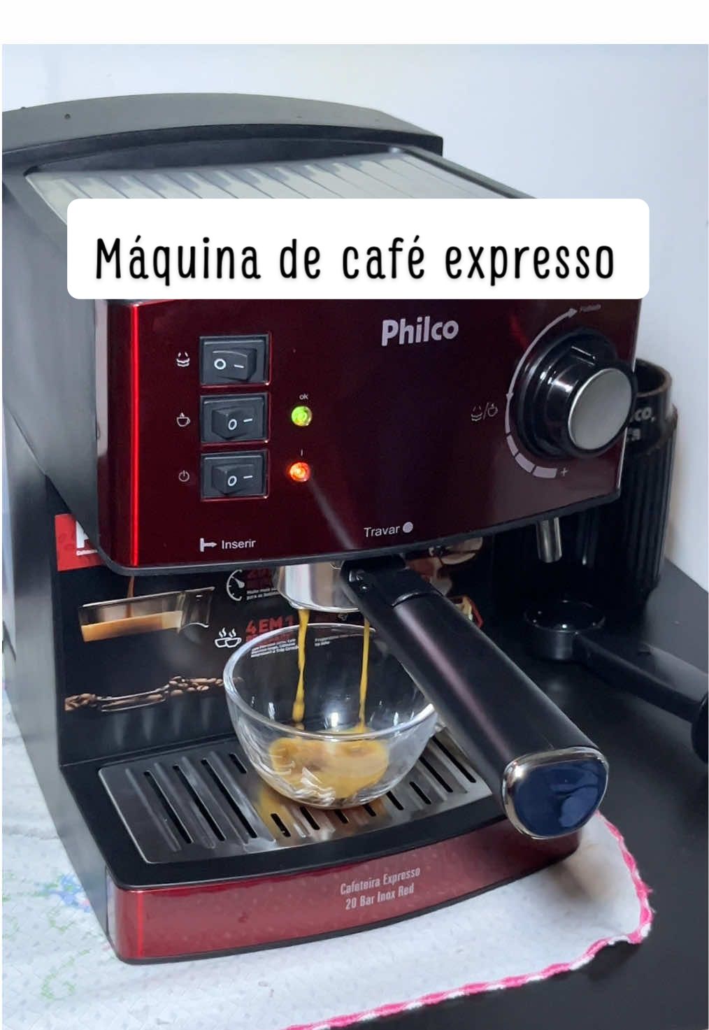 Eu já disse que amo café ☕️ ??? Apresento a vcs meu novo brinquedinho, a cafeteira expresso Philco 20 bar 😍😍 … Café expresso todo dia e sem sair de casa ? Agora isso é possível !! ❤️🥰🤩 #cafe #fyyyyyyyyyyyyyyyy #coffeetiktok #coffe #vaiprafy #creatorsearchinsights #cafelover 