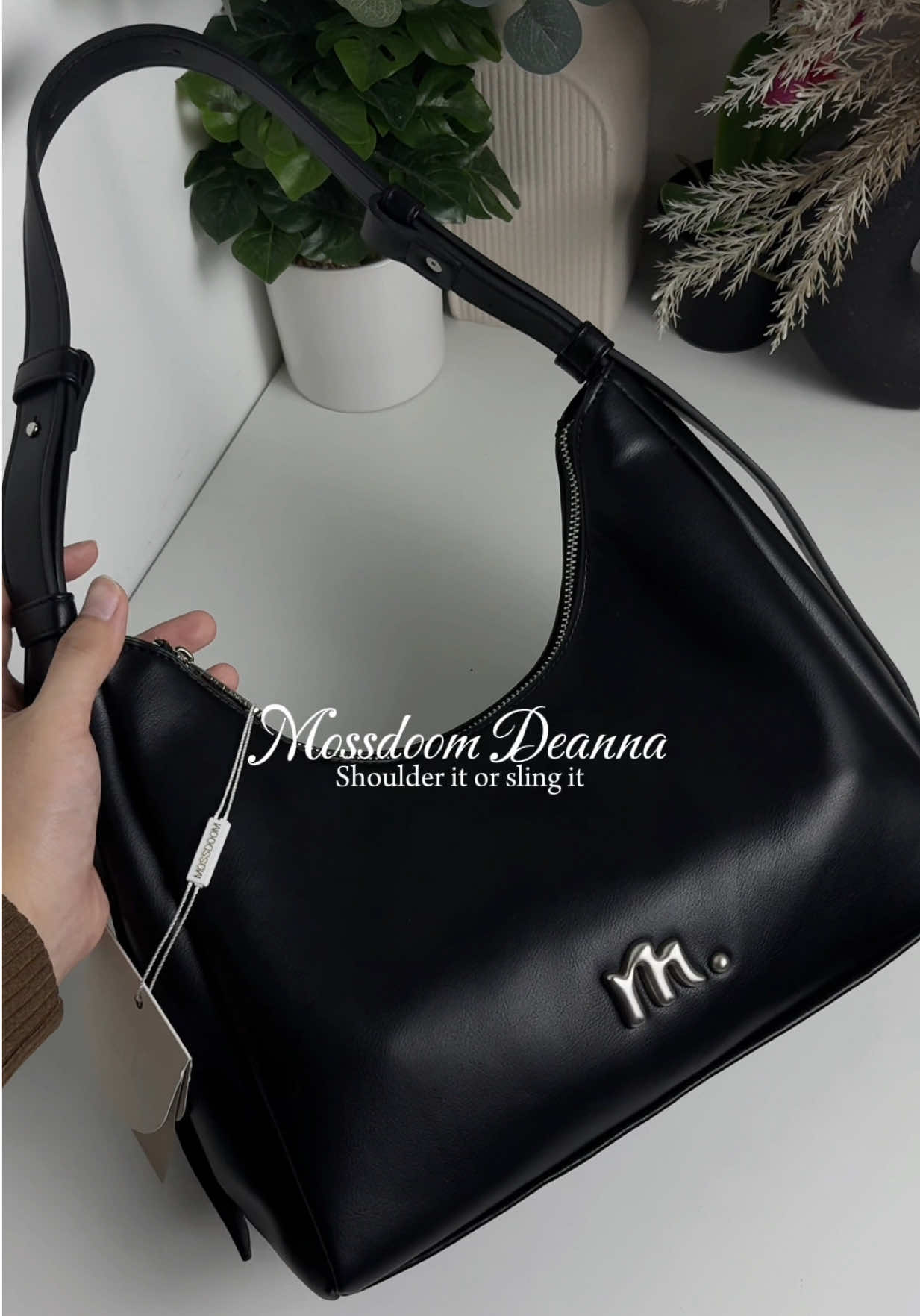 New in: Mossdoom bags you’ll love🖤🖤 #mossdoom #mossdoombag #mossdoomshoulderbag #mossdoomhandbag #handbagtiktok #handbagmurah #handbagcantik #handbagraya #hobo #hobototebag 