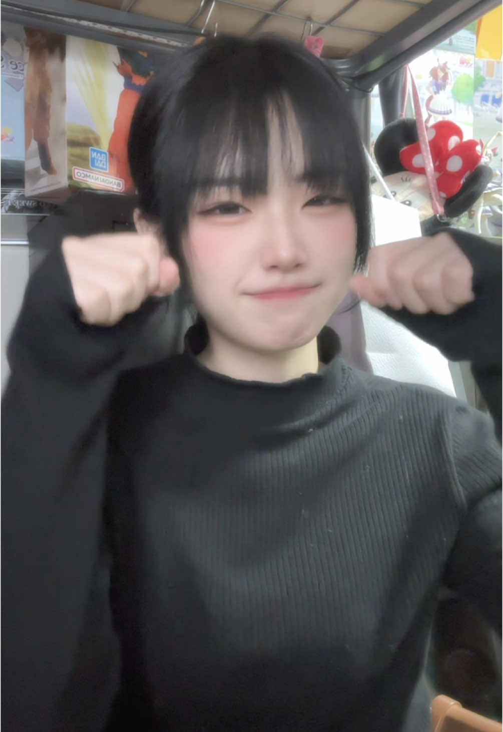 今日もお疲れ様でした。仕事とバイト頑張ってきたぜよ