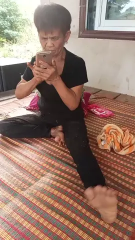 นั่งเบิ่งป้าปั่นสล๊อตระเมื่อยนำ5555เทิ่งมาเทิ่งตีนดิ่นว่ะชัน