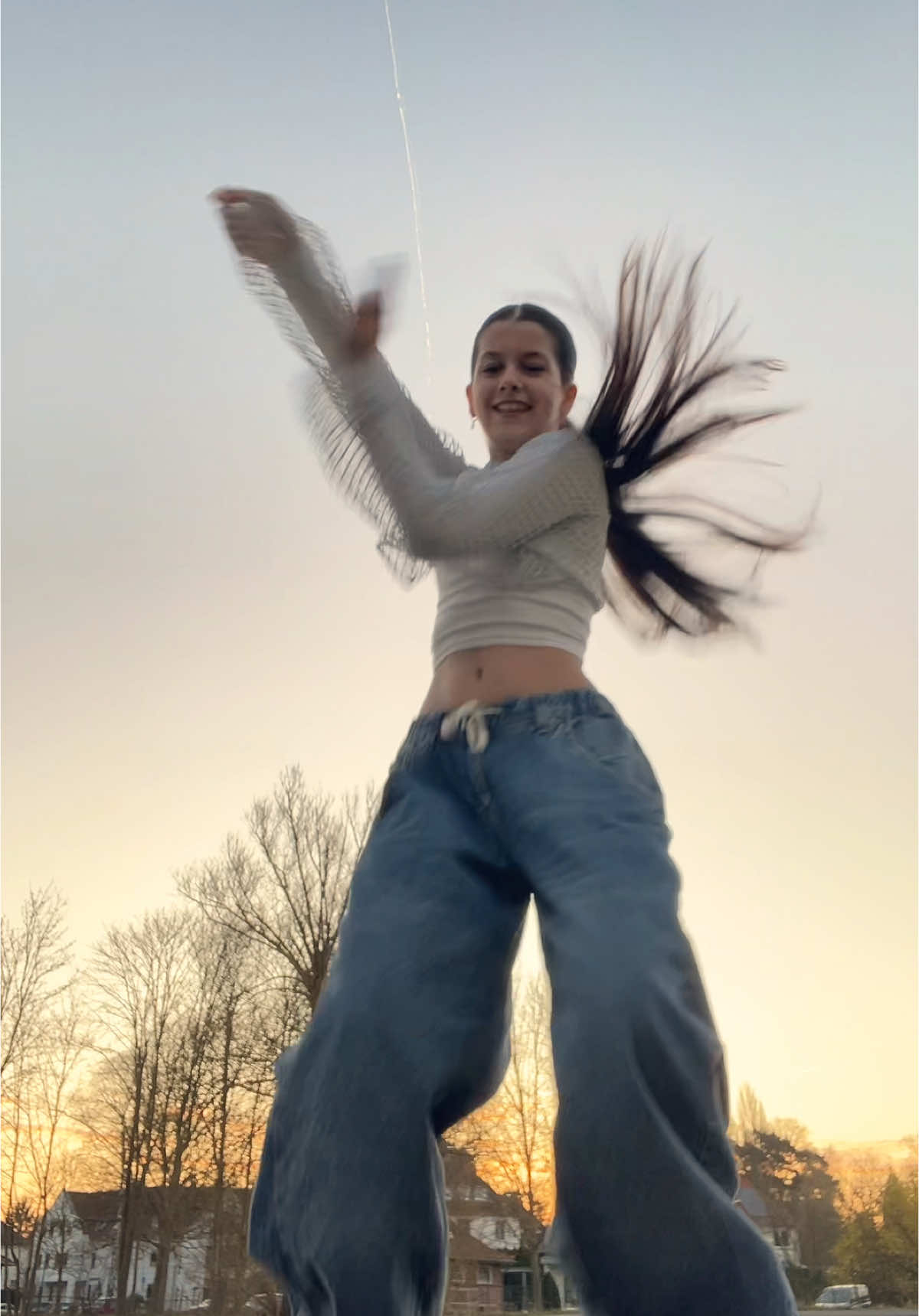 this dance>>💃 dc: @Jaya Cody #dance #dancer #seanpaul #dancetrend #realdancer #brunette #pentrutine #outfits #pourtoi #dc #perte #romaniangirl #baggyjeans #dancechallenge #outfitinspo #fyp #dancing #closeupauge #viral #fy #blowthisup #longhair #viralll #fyfy #shox #sleek #romaniatiktok 