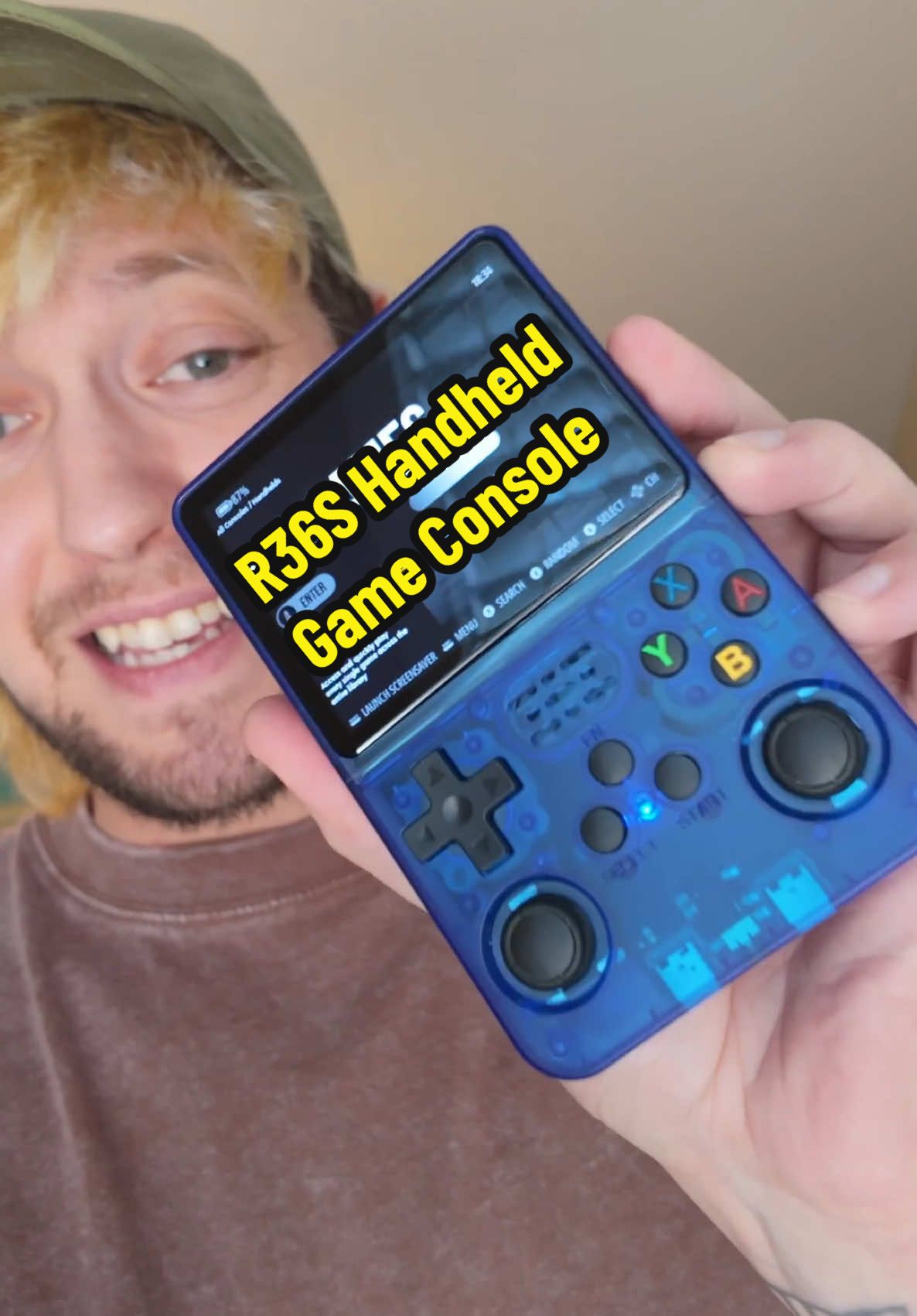 This is the R36S handheld game console and it’s the perfect starter gaming handheld! #millennial #90skids #handheldgaming #retrogaming #GamingSetup #gaminglife 