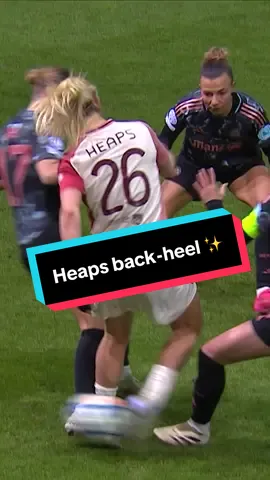 Having Heaps of fun with it 😮‍💨 #UWCL #LindseyHeaps #Lyon #OLFeminin #WomensFootball 