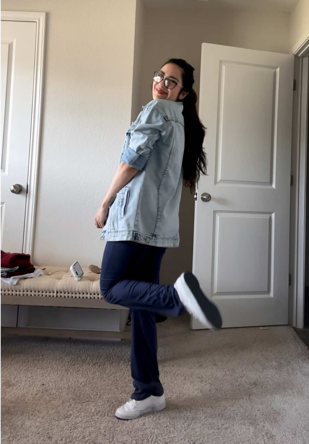 Outfit of the day #sahm #momlife #outfitinspo #ooftd #fashiontiktok #fashion #outfitideas #fitcheck #fy #viral 