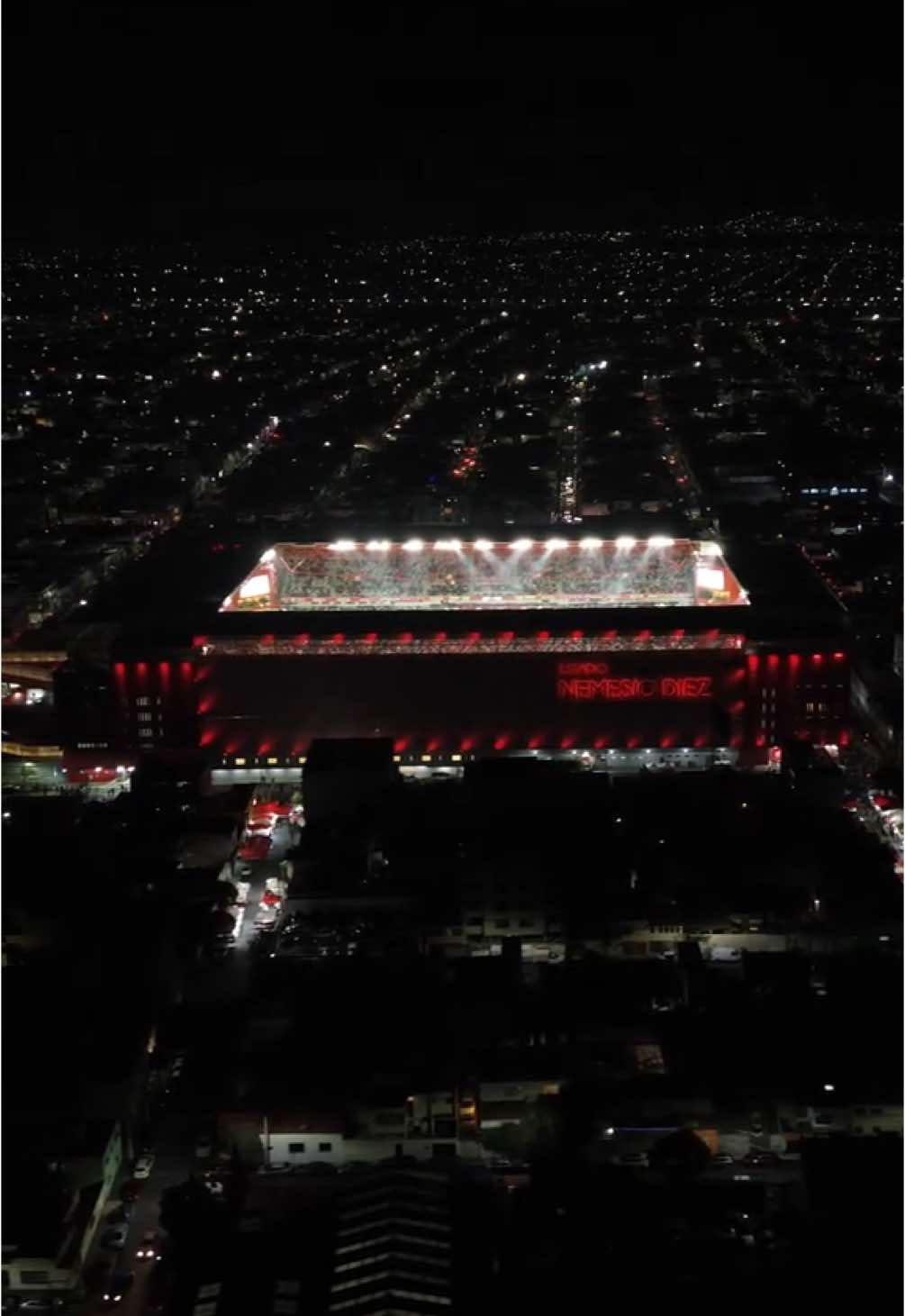 El gran #NemesioDiez 👹😈🔥en #TolucaLaBella  . . . #follow #peace #beginner #night #life #TolucaFC #Toluca #Nemesio #DiablosRojos #Diablos #LBR #Estadio #EstadioFutbol #Futbol #Fut #Dron #Drone #CumbiaDeLosTrapos  @TOLUCA @Fan Toluca 👹 @ElParlanteDelValleDeToluca @Tolucafc #fyp 