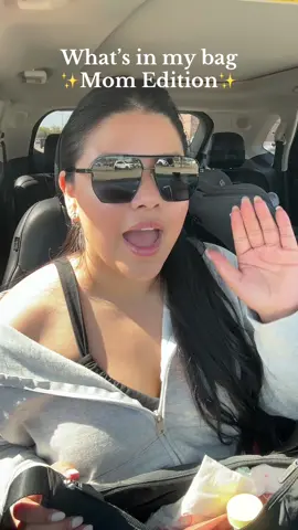 Ok but this bag fits so much!! 👏👏 #fy #fypage #momsoftiktokclub #fyppppppppppppppppppppppp  @lululemon 