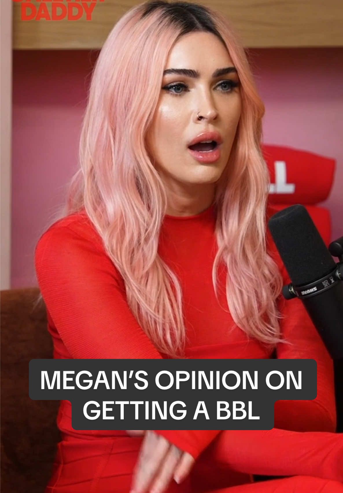 We know Megan stops everyone in their tracks anyway 🫶