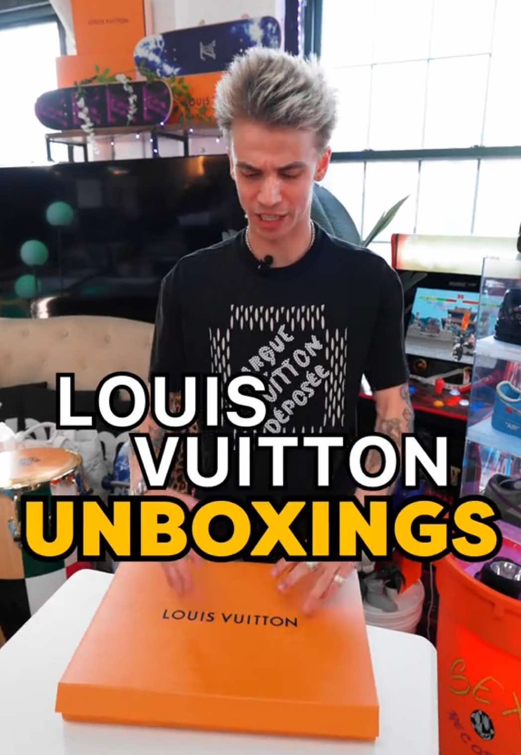 $2000 LV Pants are Actually WORTH IT 💰                      #lv #lvpants #louisvuitton #louisvuittonpants #rarepants #designer #designerpants 