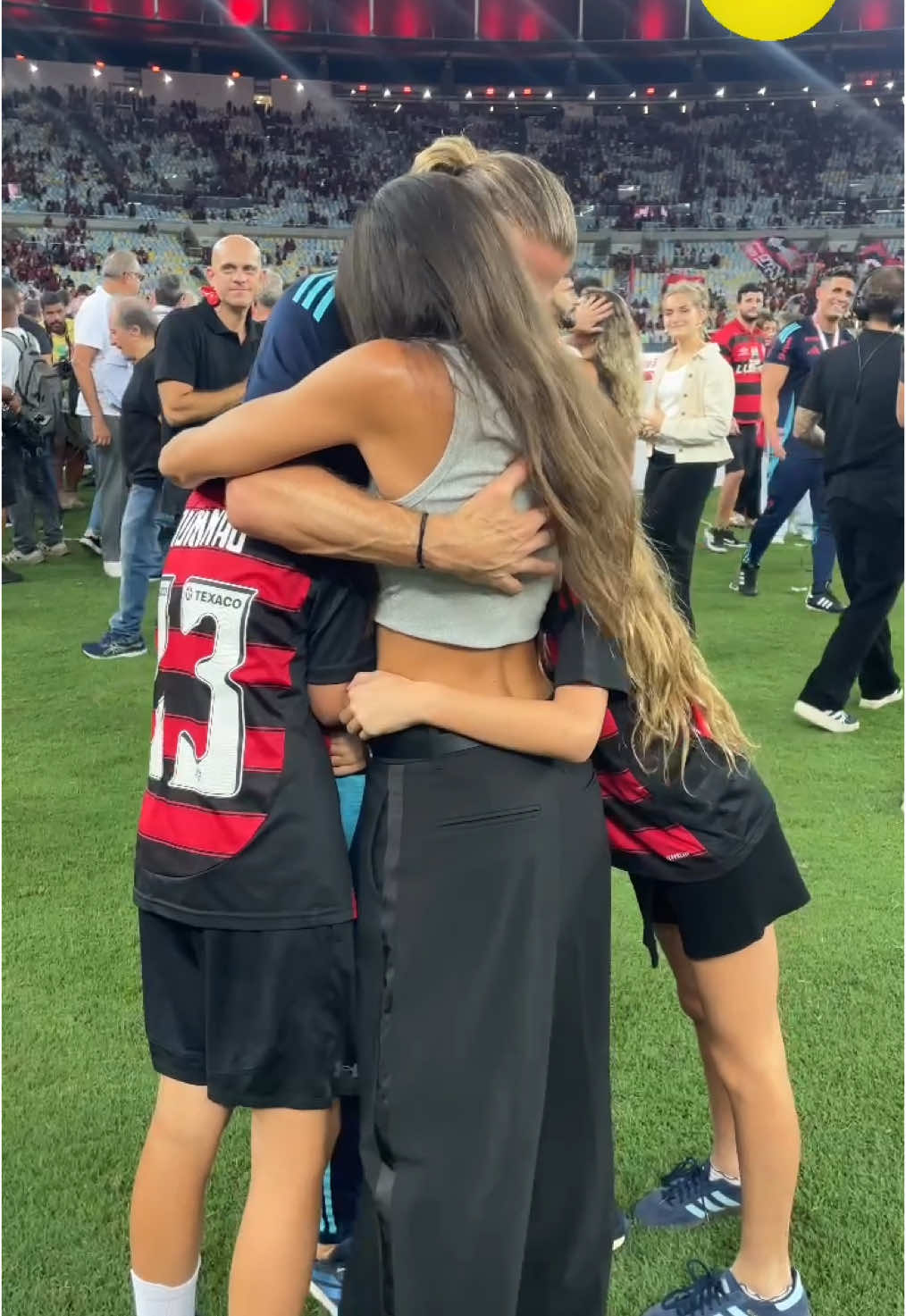 O maior troféu do Filipe Luis.  #emoff #viralvideos #futebol #flamengo #campeaocarioca2025 #filipeluis 