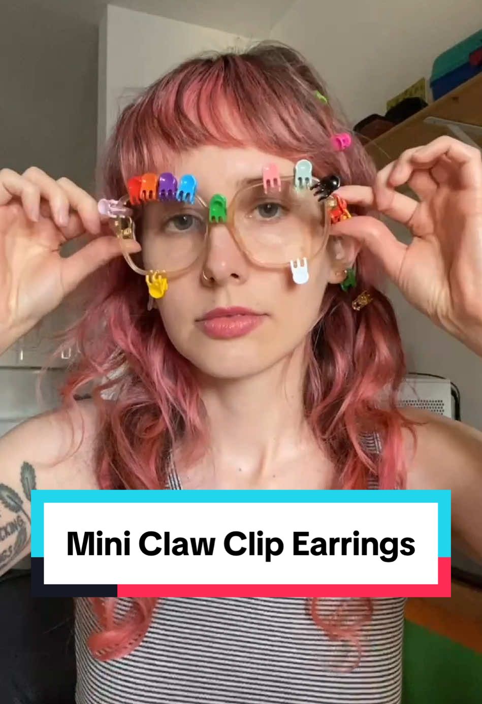 Jewelry for the fun lil freak #clawclip #hairclaw #hairtok #hairstyle #earrings #hair #hoopearrings 