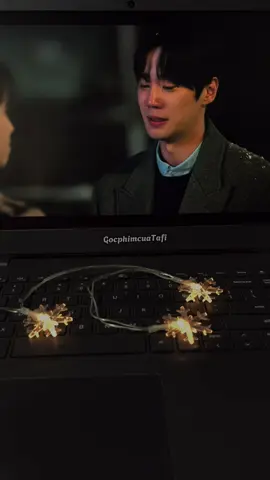 Em yêu anh rất nhiều, nhưng em cũng yêu em... #gocphimcuatafi #whenlifegivesyoutangerines 