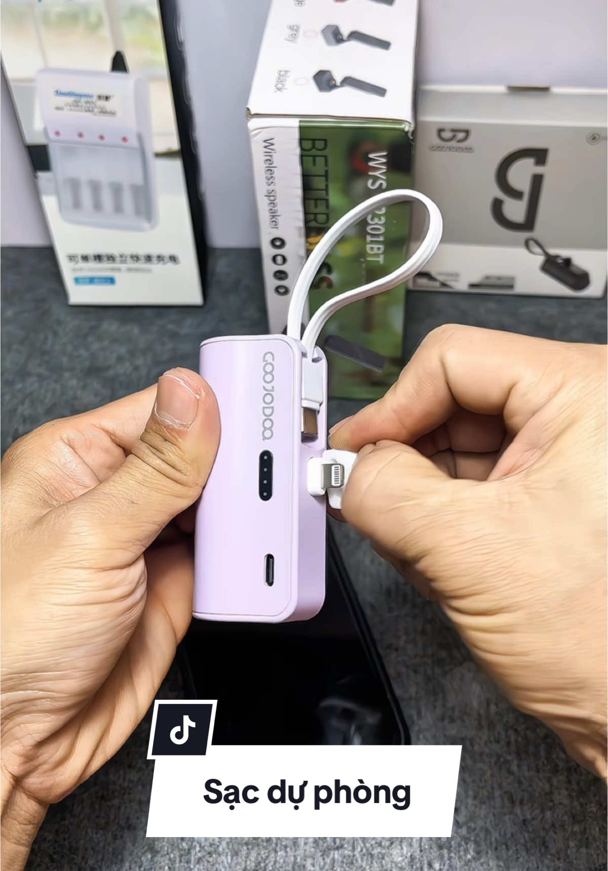 Sạc dự phòng dạng thỏi 5000mah tiện dụng. #sacduphong #sacduphongmini #sacduphongthoison 