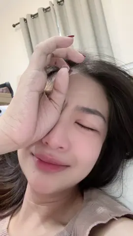 ตอนเด็กชอบร้องไห้ดังๆให้คนสนใจ ทำไมโตต้องพยายามร้องไห้ให้เงียบที่สุด🥹#เสียใจ #ฮีลใจ 