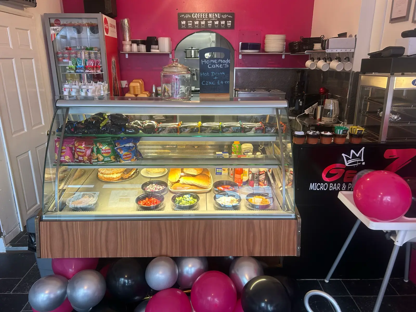 It’s been a busy first month for the new shop!!  116 Wolverhampton street Dy13ap  Find us on Uber eats  #dudley #caribbean #cafe #food #SmallBusiness #follow #support #familybusiness #jerkchicken #halal 