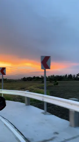 road trip and sunset ⋆˙⟡♡  #sunset #goldenhour #foryou #nature #roadtrip 