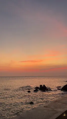 “liệu người có còn ở đây với tôi thật lâu, ngày rộng tháng dài sợ mai không còn thấy nhau…”                                              #xuhuong #auth126 #viral #fyp 