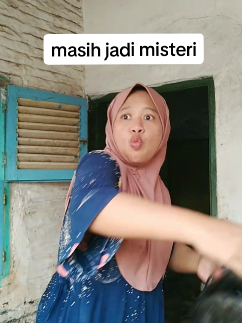 selalu pas nama di sebut ada aja suara ganggu🤔 #fyp #videolucuviral #soundlucufyp #JelajahRamadan #videolucu #kontenlucu #kontenkomedi #idekontenfbpro #soundviral #hiburan 