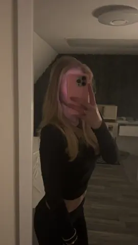 #fyp #fitcheck #blondehair #blowitup #lipsync #blondie #outfit #outfitcheck 