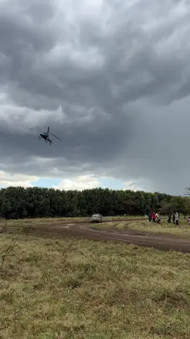 It’s a cloudy and muddy affair at Sleeping Warrior this afternoon. #safarirallykenya #tropicairkenya 