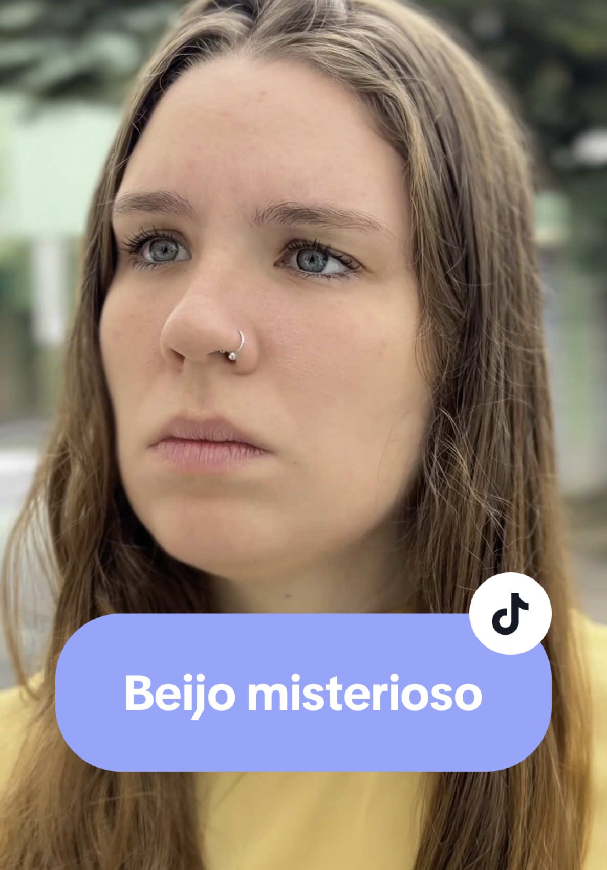 Ele deu um beijo nela e era por esse motivo 😱 #omundodeagatha 