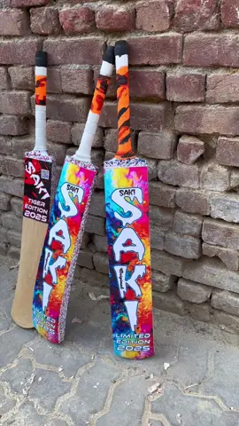 Original Coconut Wood Bats•WhatsApp in Bio#fyp #trending #blowthisup #taimoormirza #unfrezzemyaccount #cricket #bats #viral #fypシ #unfrezzmyaccount #sialkot #taimoormirzatapeball #championstrophy2025 