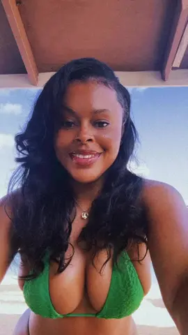 🌴 Representing 🇱🇨 Saint Lucia #758, Meet @joslater21 #TeamCB! ✨ She Embodies The Beauty And Culture Of The Islands. Show Your Support As She Represents #TeamSaintLucia 🙌🏽 As A Proud #IslandGirl. 💥 #OneCaribbeanBeauties | #CaribbeanBeauties | #IslandLife | #ThrowBackThursday | #ModelLife | #InstaFamous | #ExplorePage | #ViralBeauty